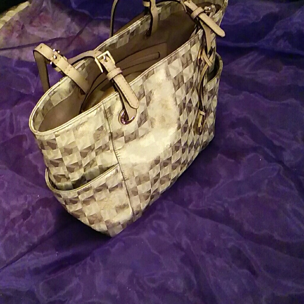 Michal Kors  (pocket book) - Picture 3 of 3